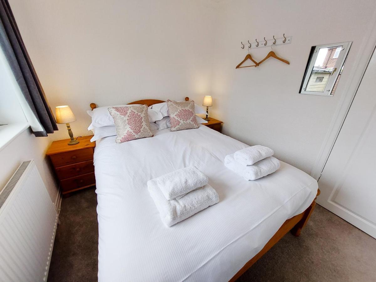 Spring Gardens Holiday Bungalow 케이톤 외부 사진